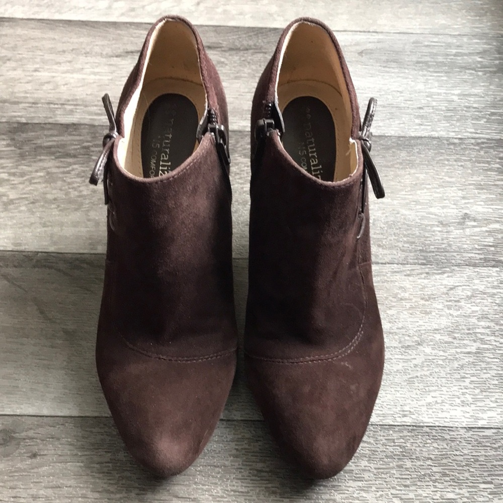 Naturalizer Elegant Brown Zip Up Suede Ankle Boots With Bow - Picture 3 of 10